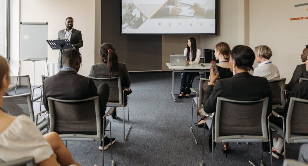 Nieuwe klanten werven door advocatenkantoren via seminars - SalesCompagnie